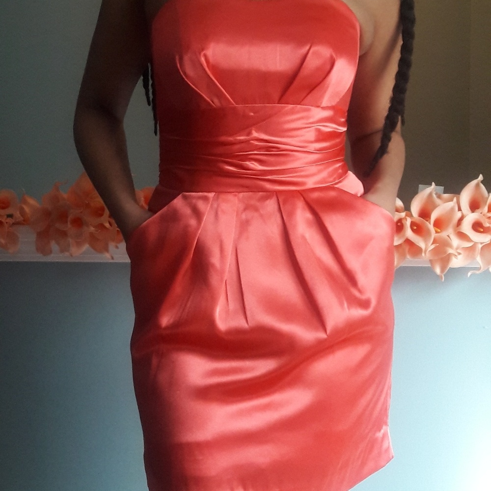Coral strapless short cocktail dress